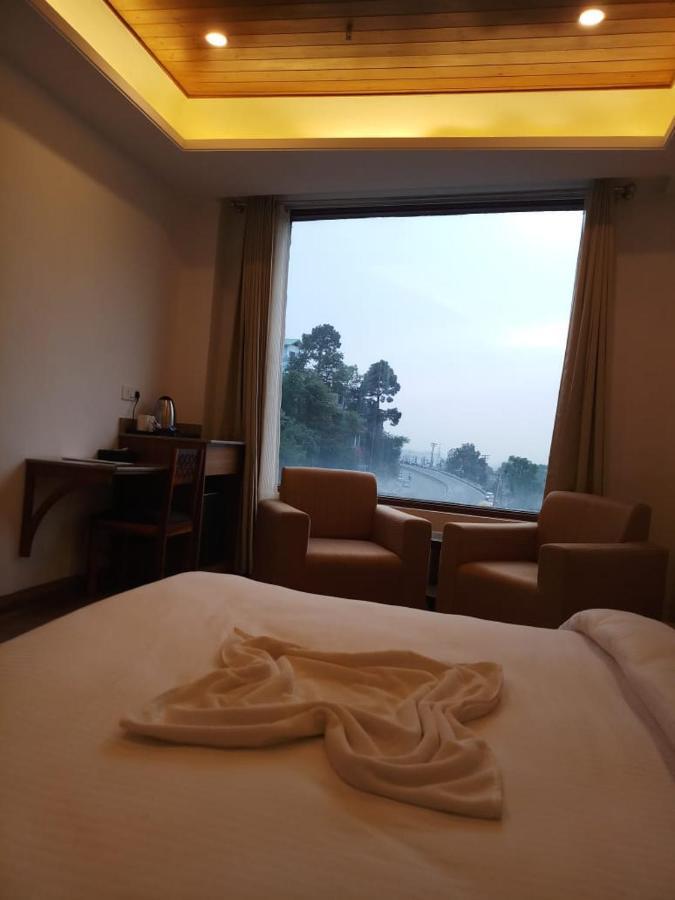 Hotel Namastasya Solan Esterno foto